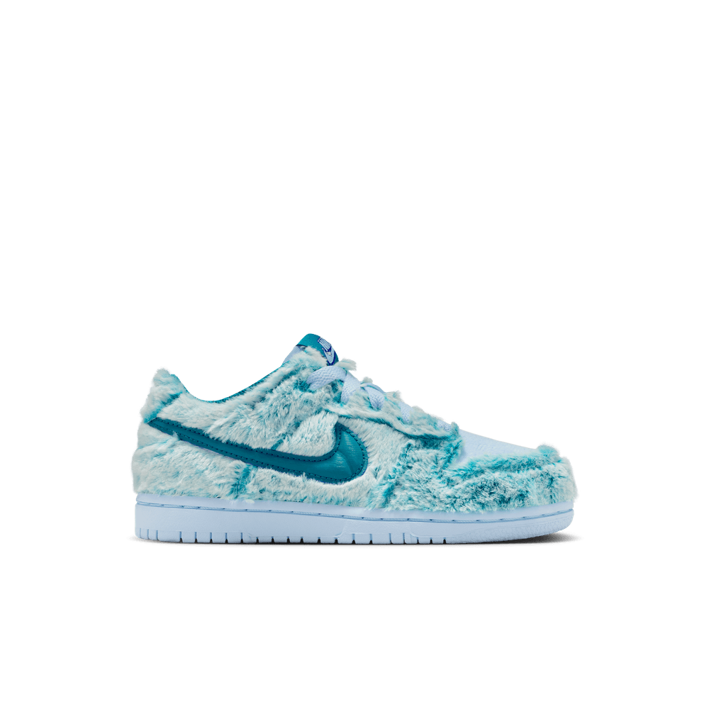 PS Nike Dunk Low
