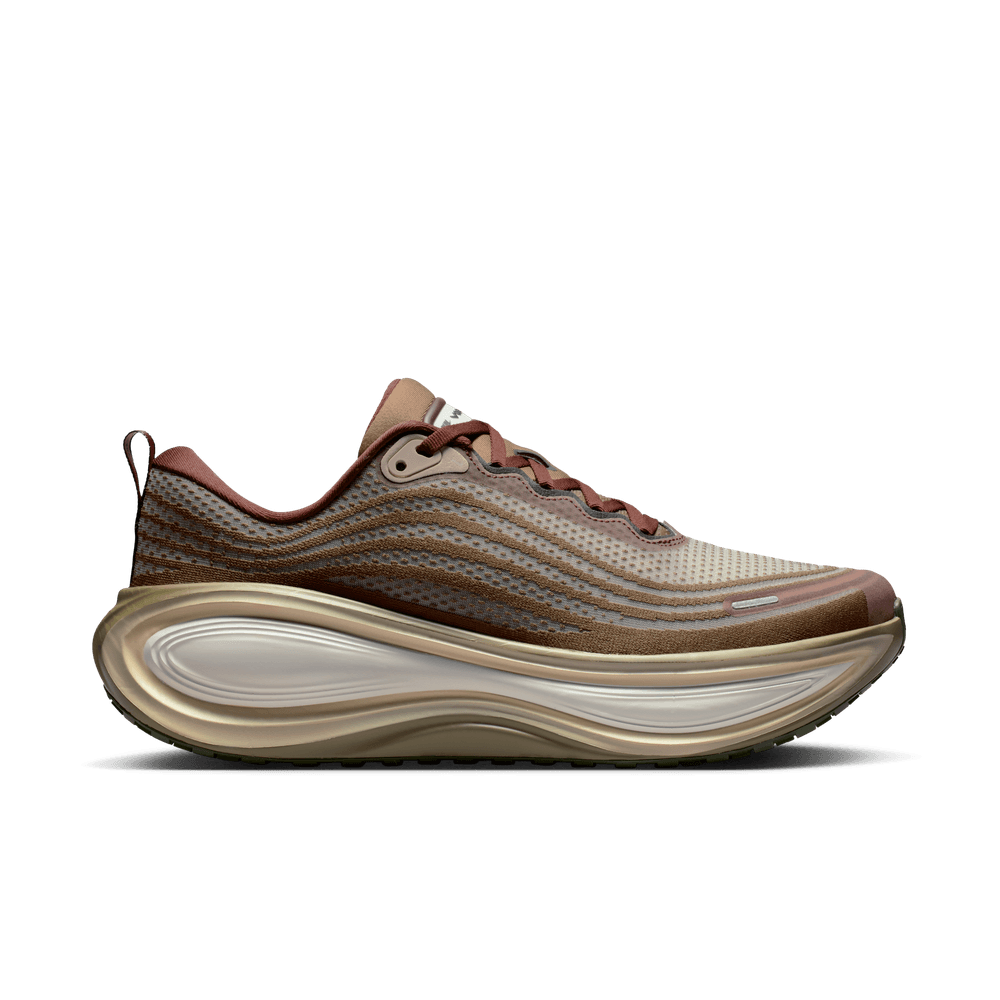 ゴブリン/ブイオ・オメガ Nike Vomero Plus 'Off Noir/Pecan-Phantom-Natural'|IO4482-001|TF