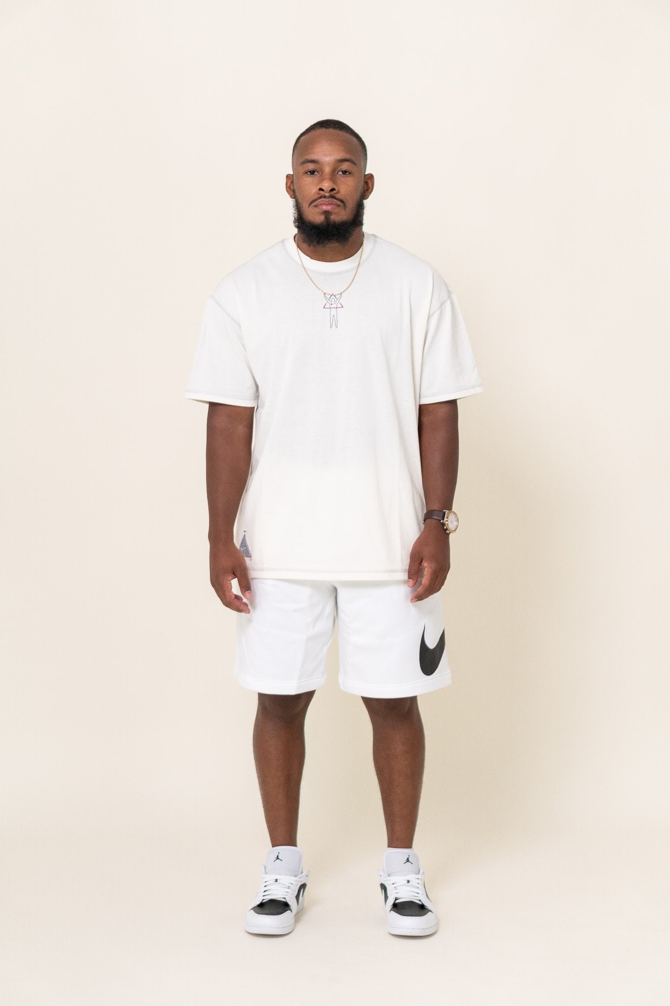 nike sportswear white shorts