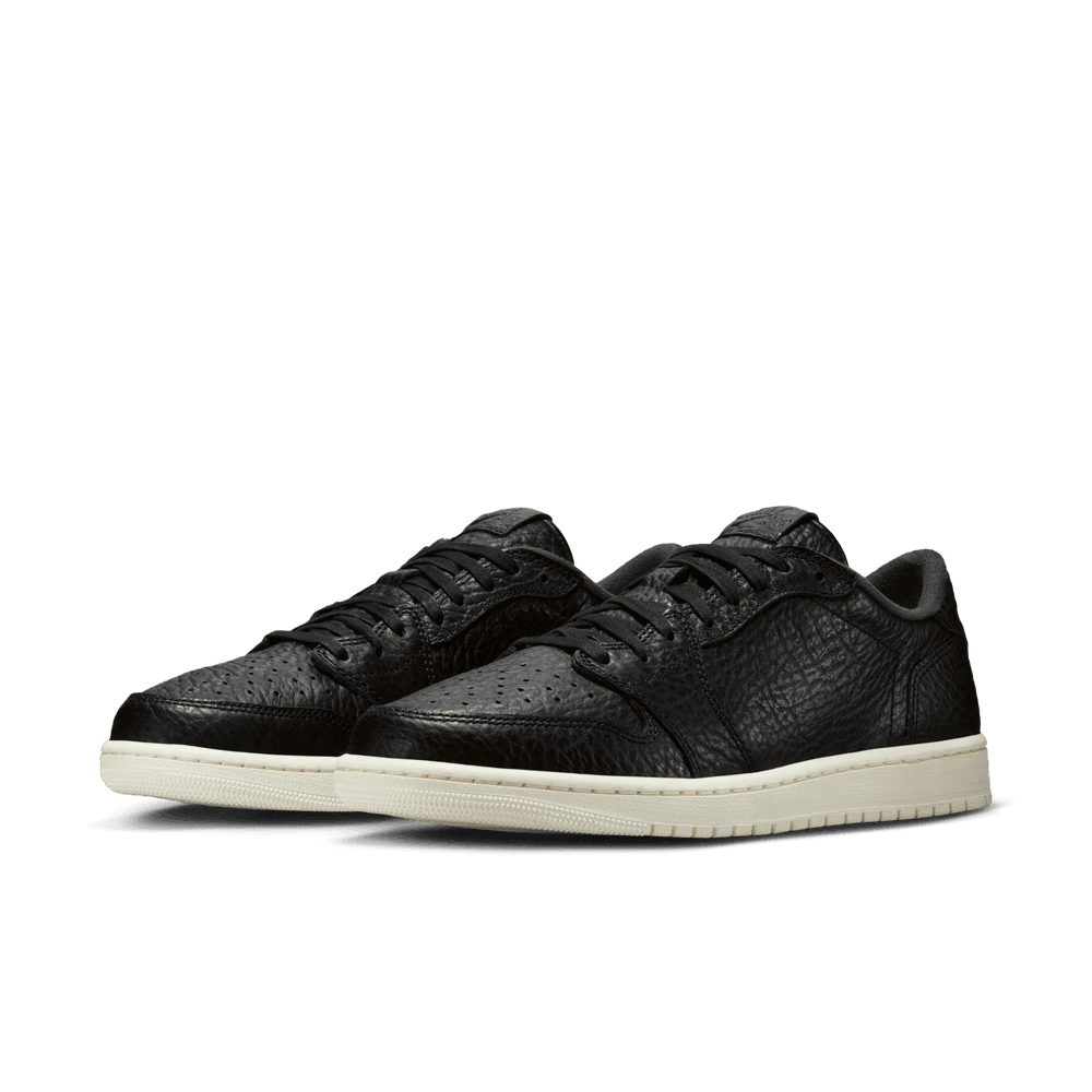 Air Jordan 1 Retro Low