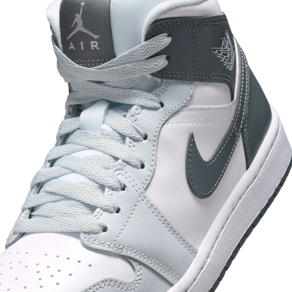 Wmns Air Jordan 1 Mid