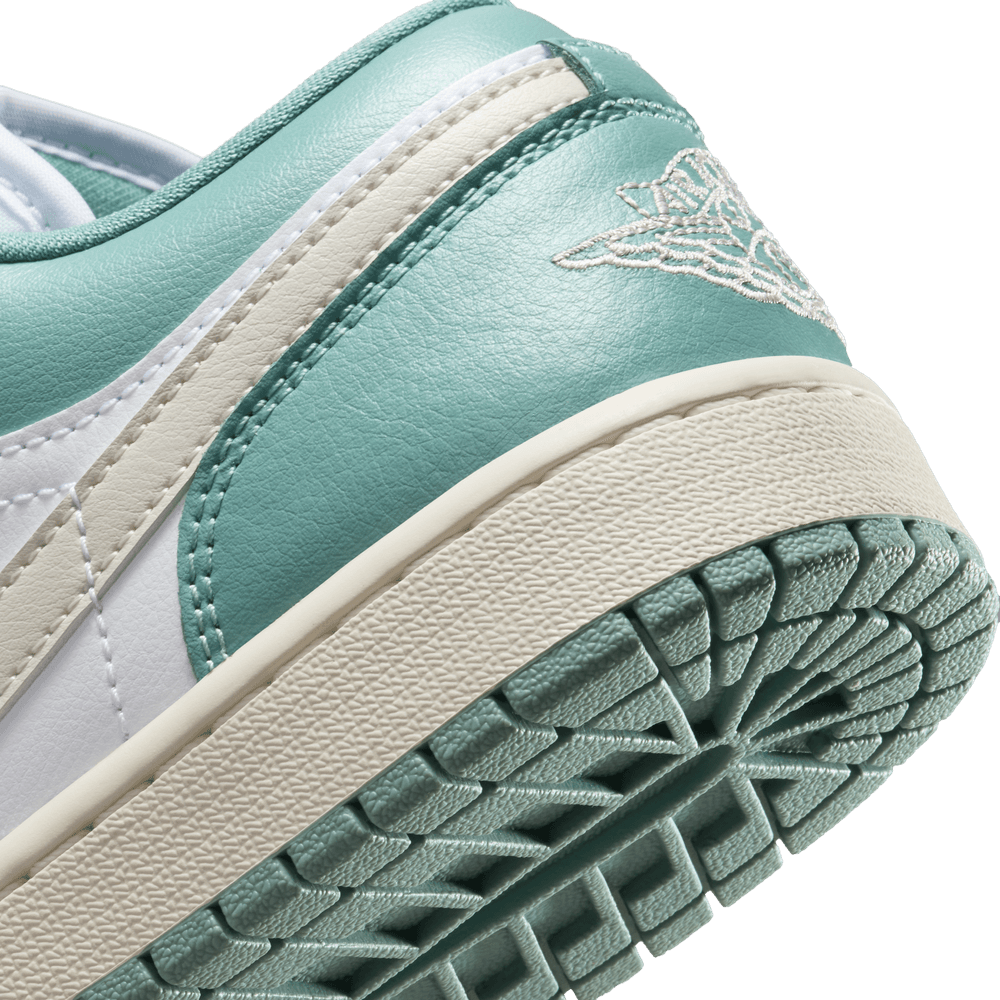 Wmns Air Jordan 1 Low
