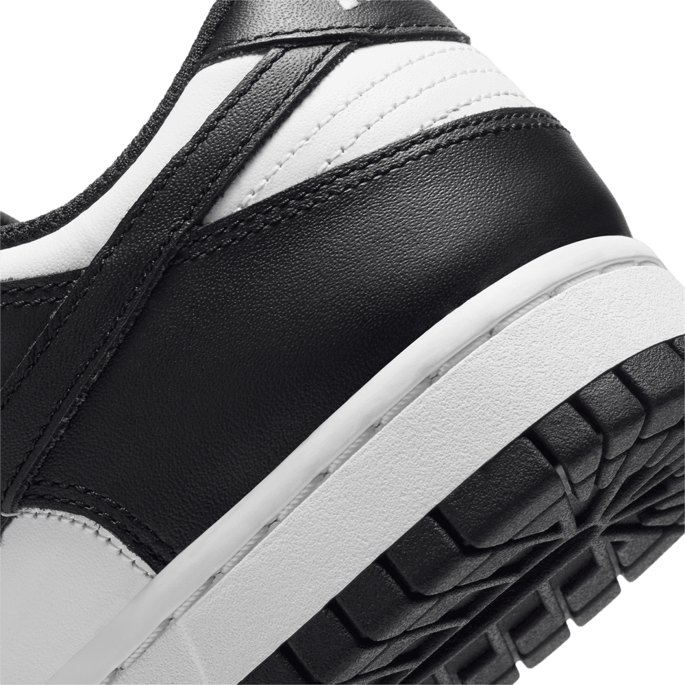 Wmns Nike Dunk Low