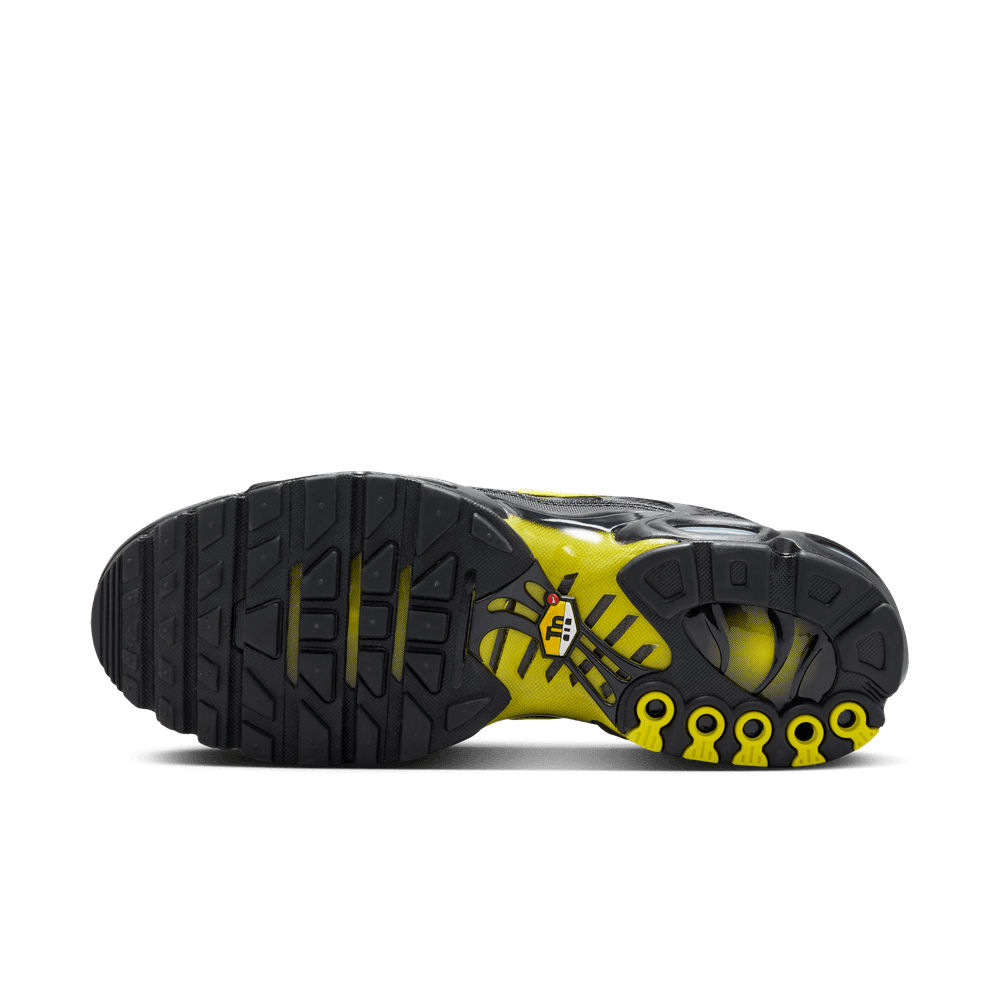 nike air max plus outfits