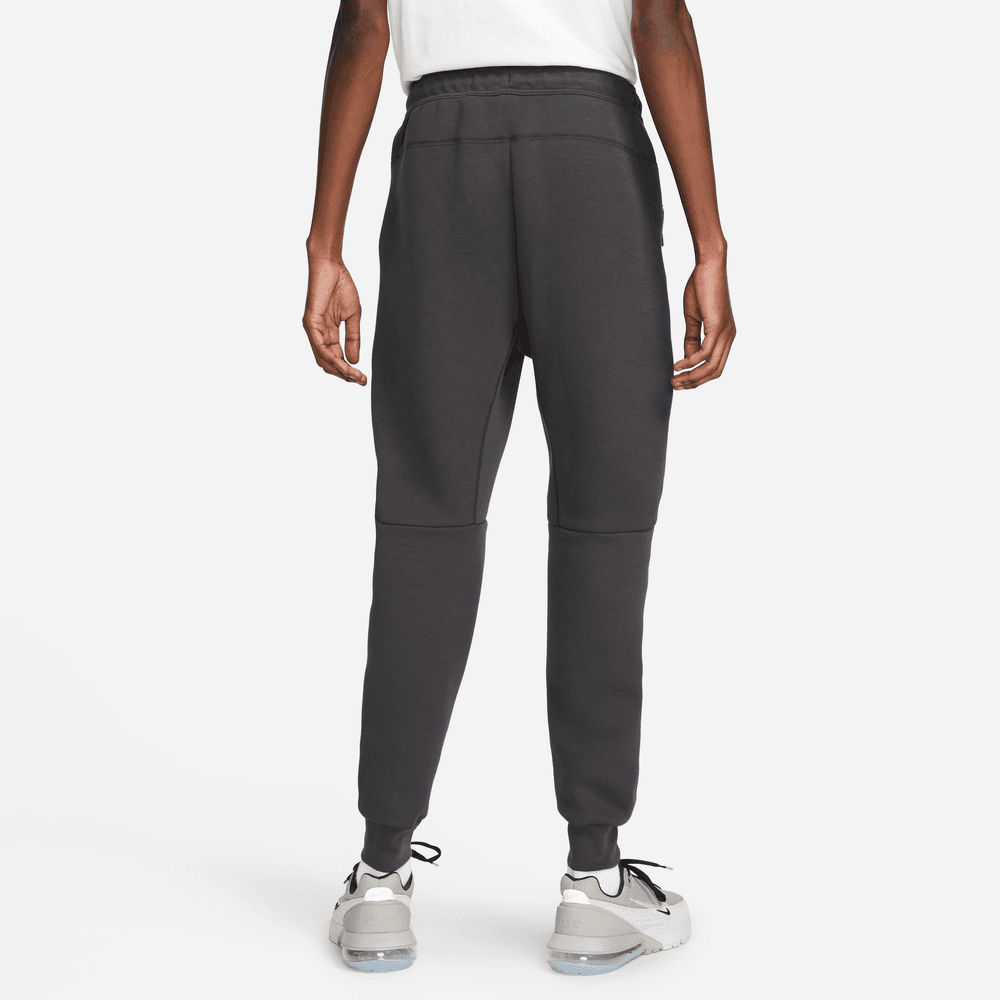 nike athletic fit joggers