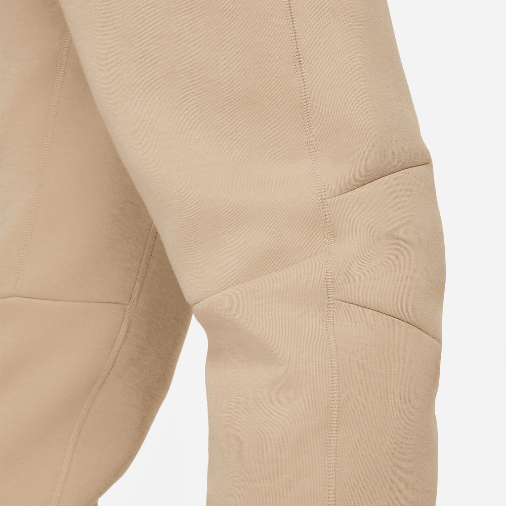 Nike Sportswear Tech Fleece Slim Fit Jogger