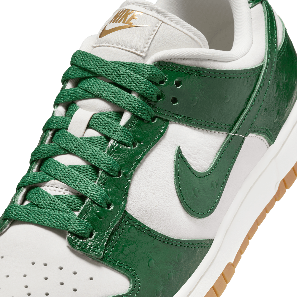 Wmns Nike Dunk Low LX