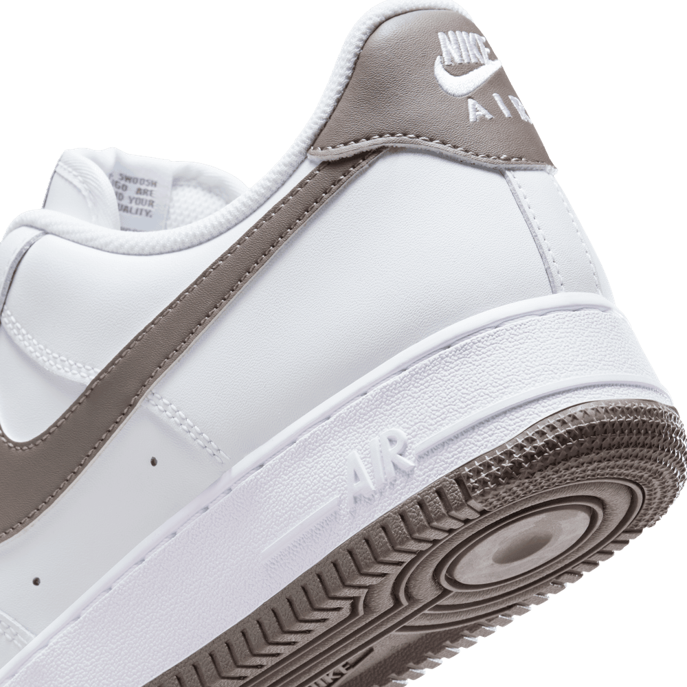 Nike Air Force 1 '07