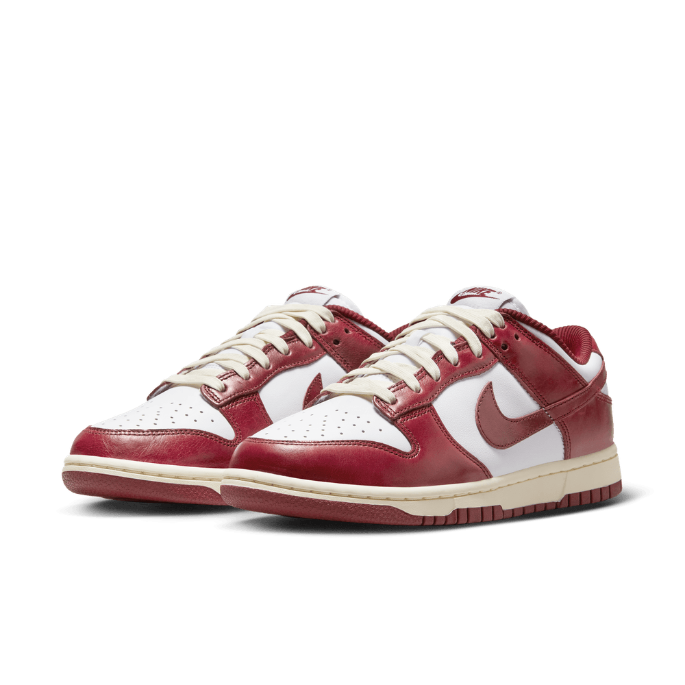 Wmns Nike Dunk Low Premium