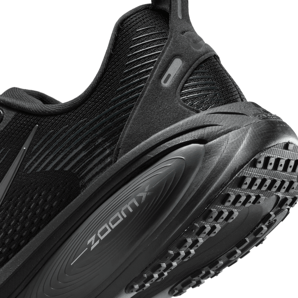 Nike Vomero 18
