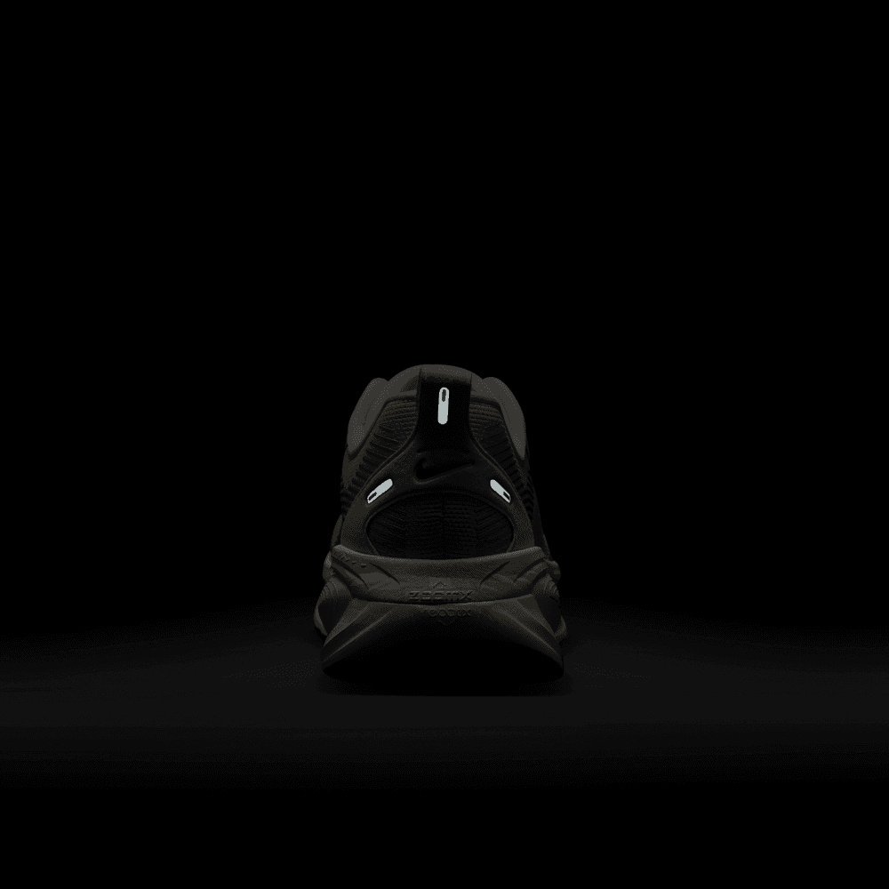 Nike Vomero 18