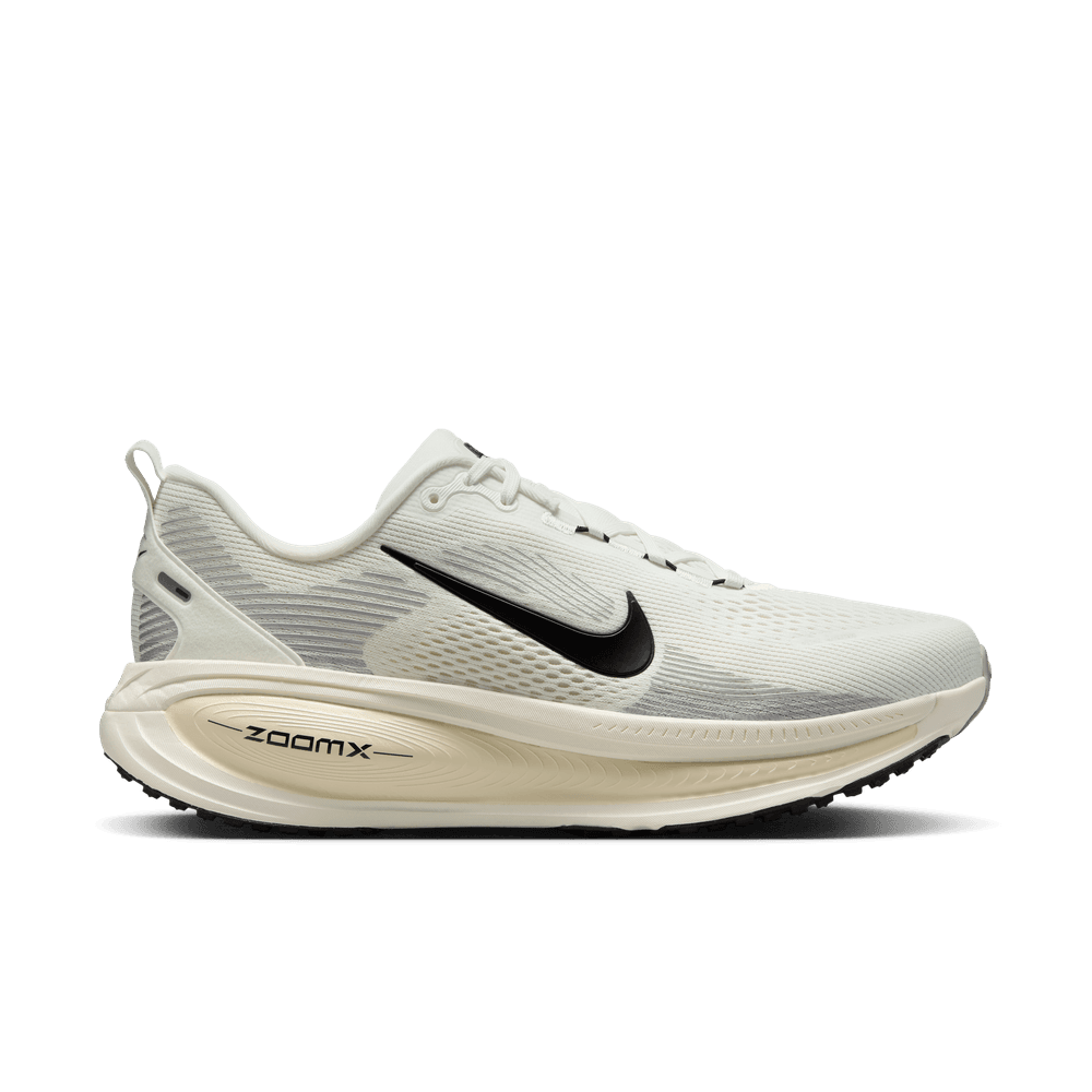 Nike Vomero 18 'Summit White/Black-Coconut Milk|HM6803-101|TF