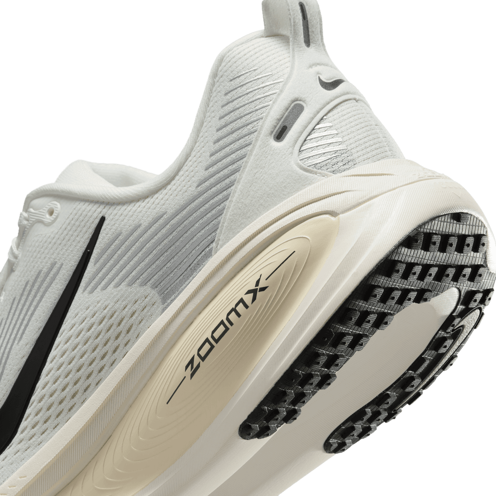 Nike Vomero 18