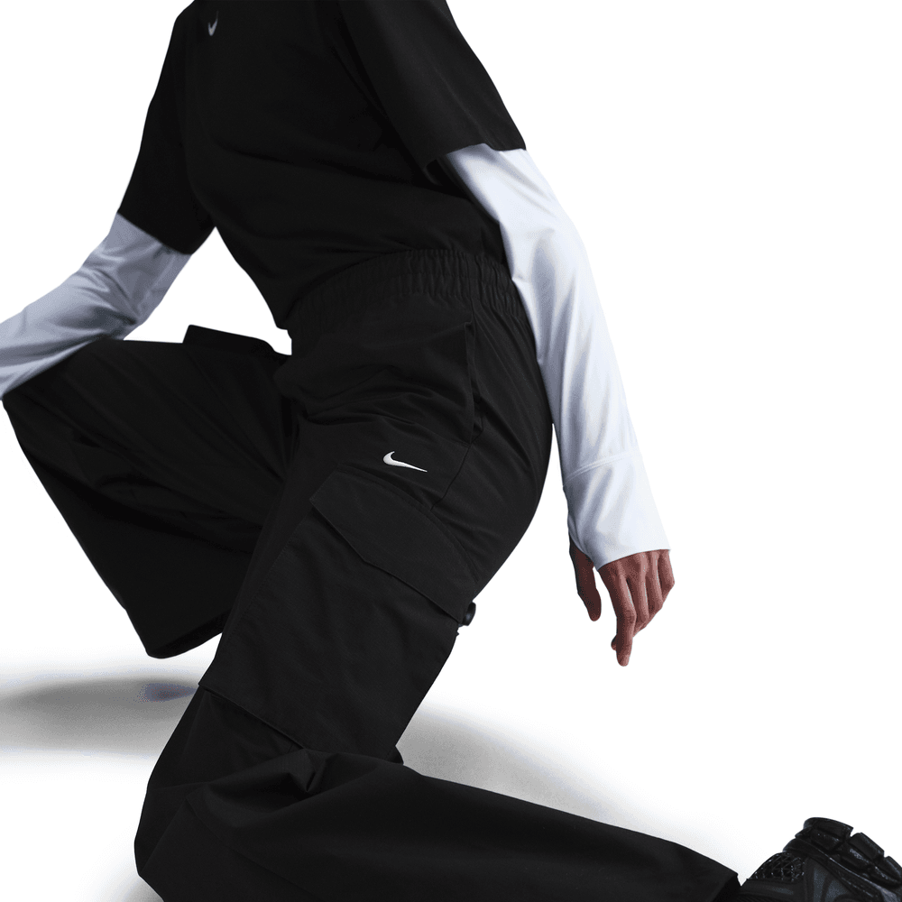 Wmns Nike SPW Everything Wovens Cargo Pant 'Black/White|HM6976-010 Wmns Nike SPW Everything Wovens Cargo Pant 'Black/White|HM6976-010
