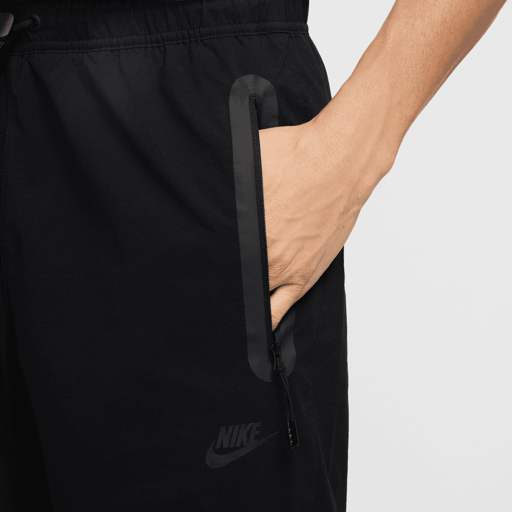 Nike Tech Woven Pant