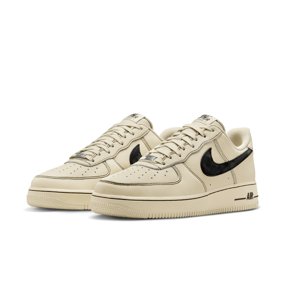 Nike Air Force 1 '07 LV8