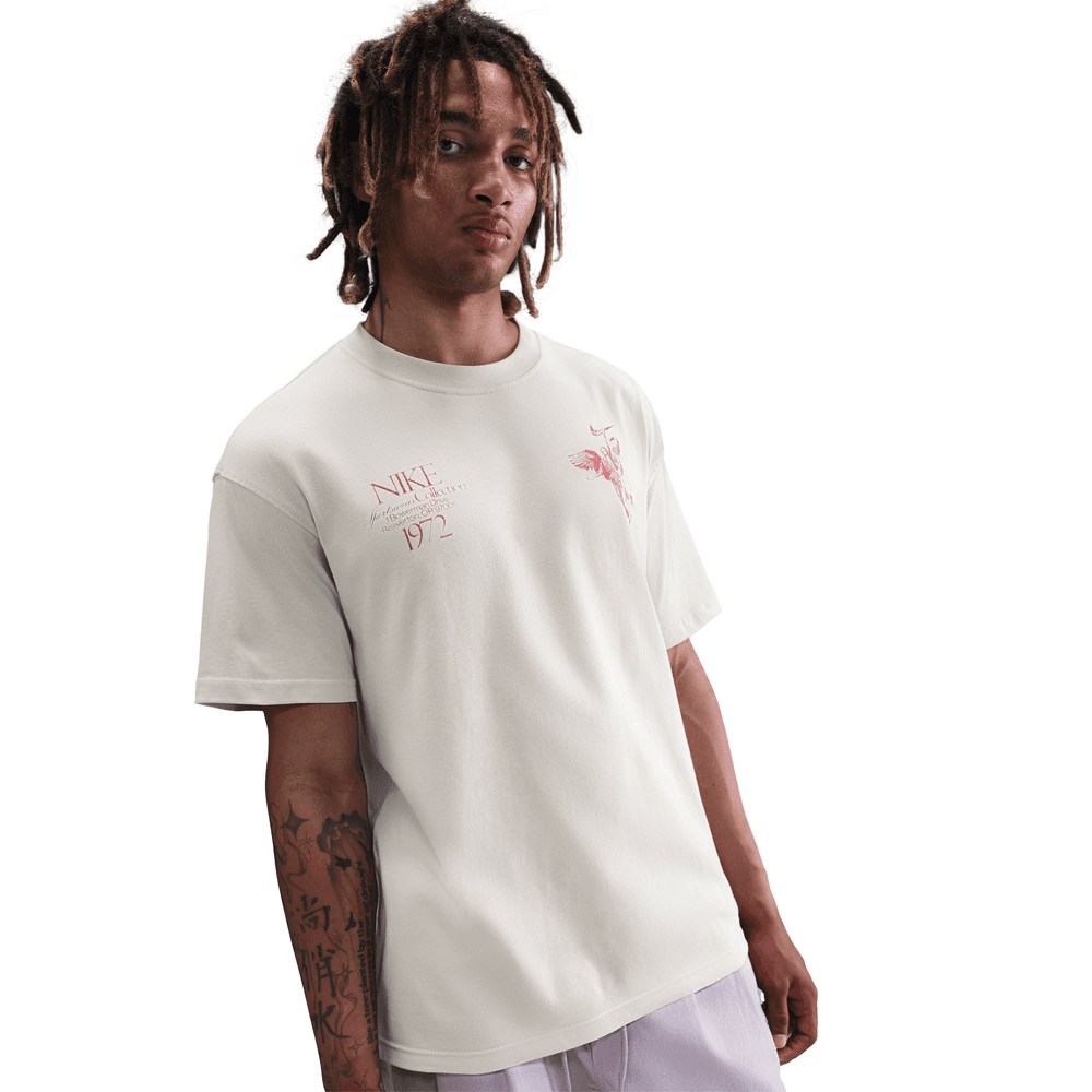 Nike Sportswear M90 GFX Vibe Tee 'Light Orewood Brown|HV0167-104