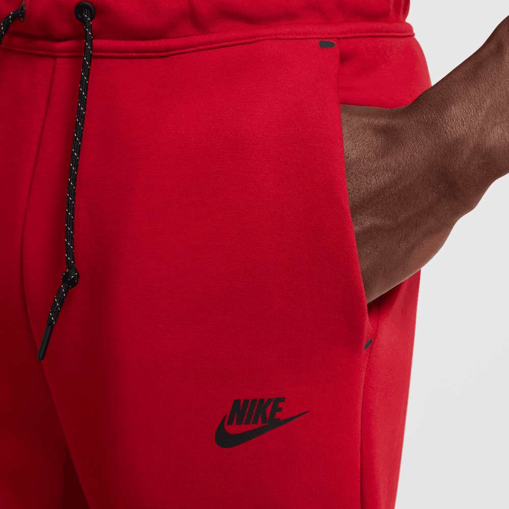red nike tech men