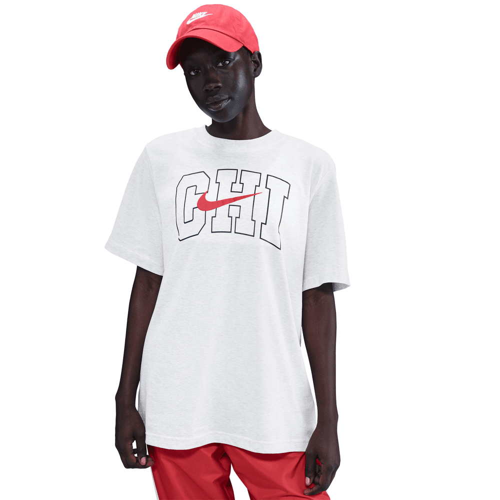 Wmns Nike Sportswear Crew Chicago Boyfriend Tee