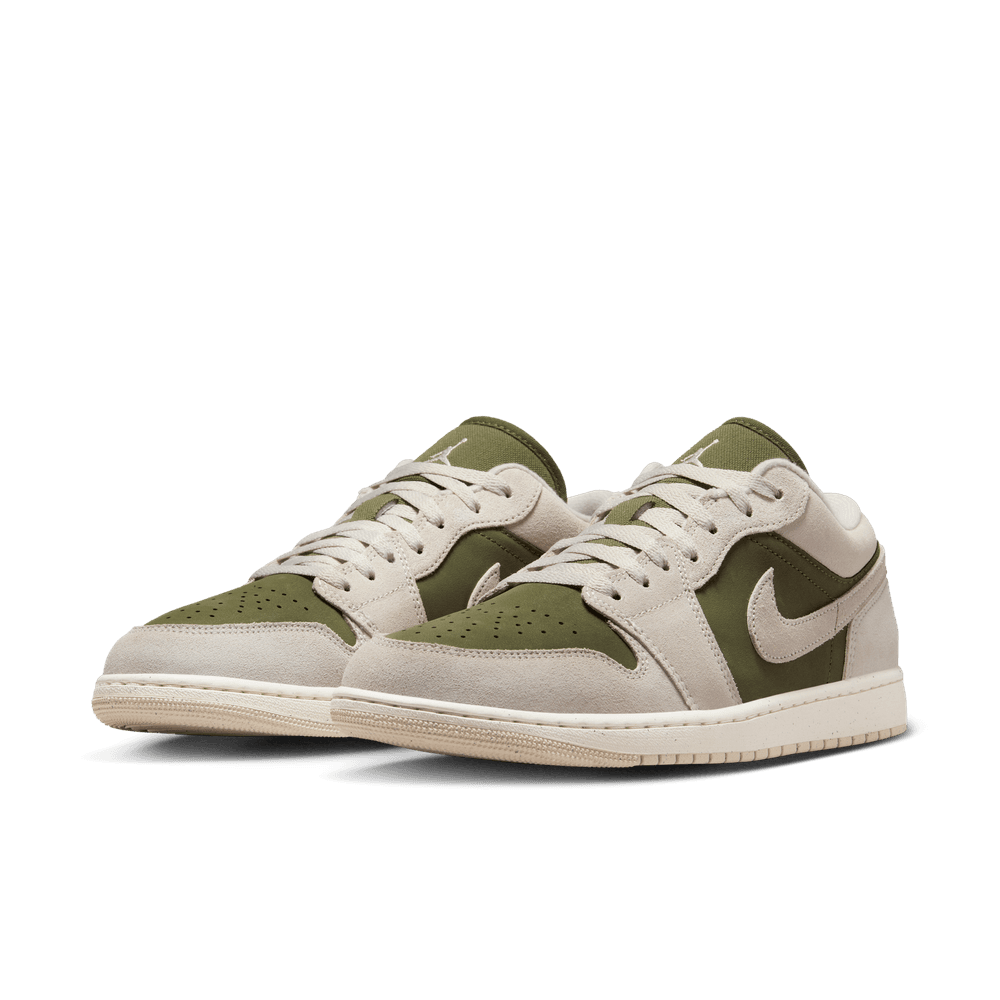 Air Jordan 1 Low SE
