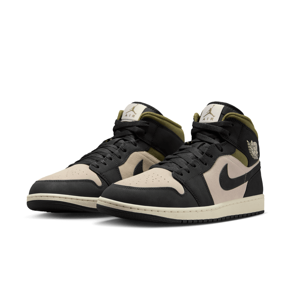 Air Jordan 1 Mid SE