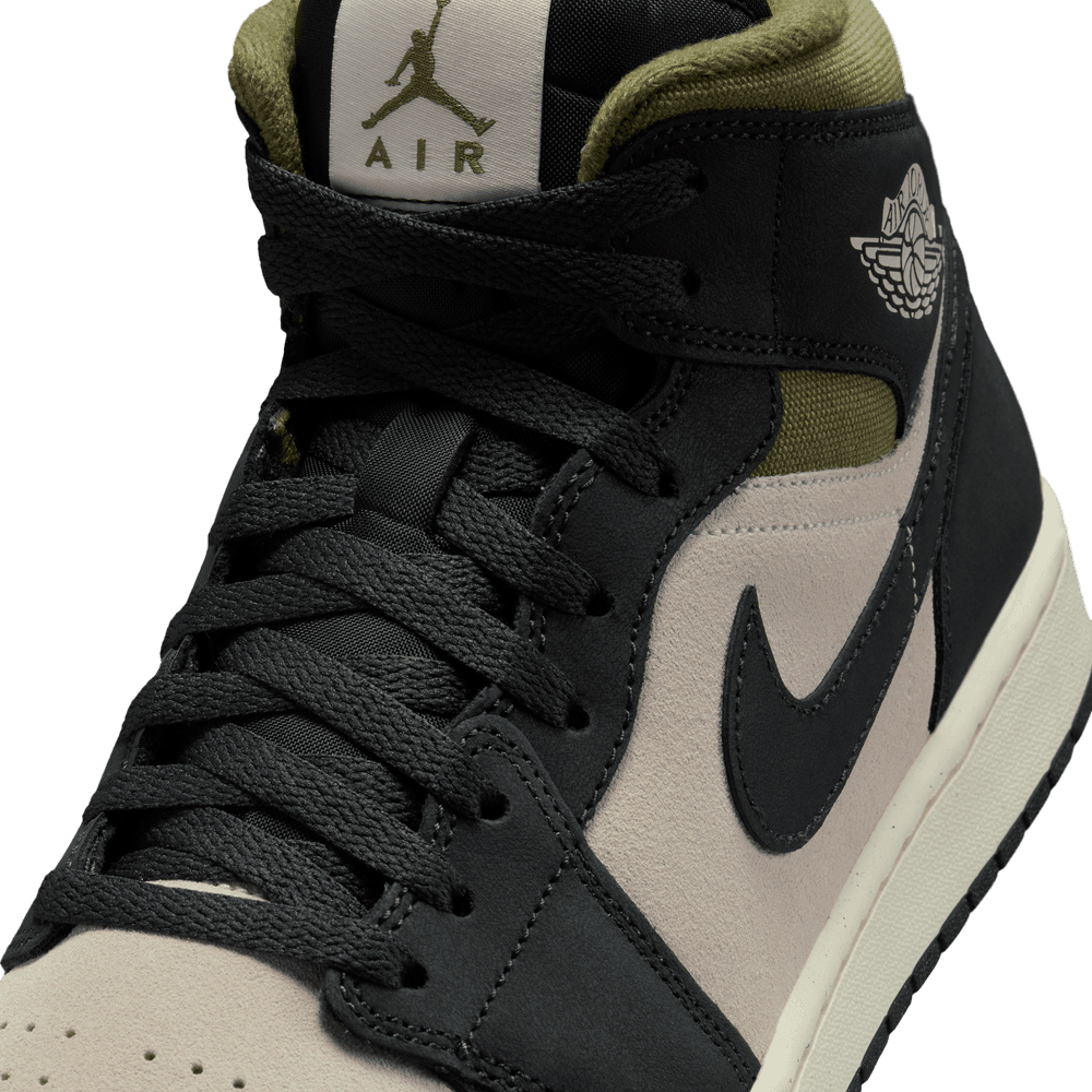 Air Jordan 1 Mid SE