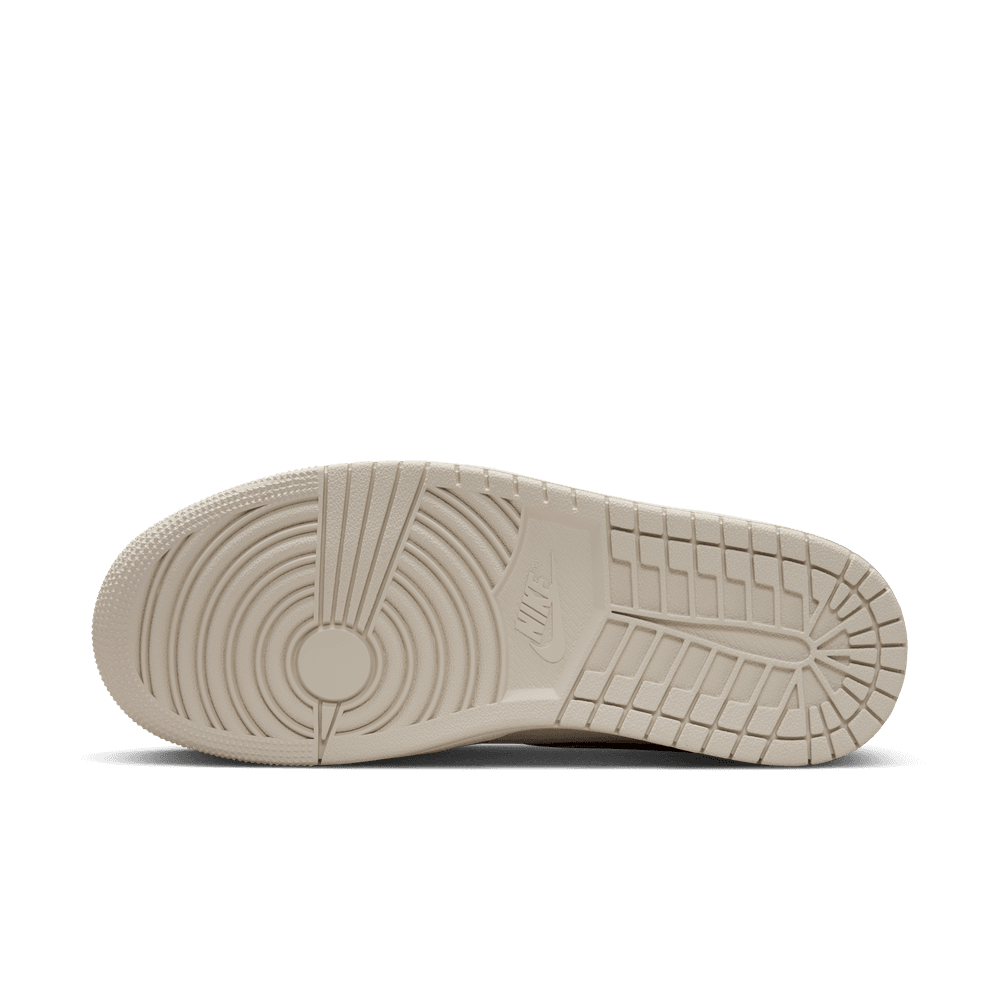 Wmns Air Jordan 1 Low SE