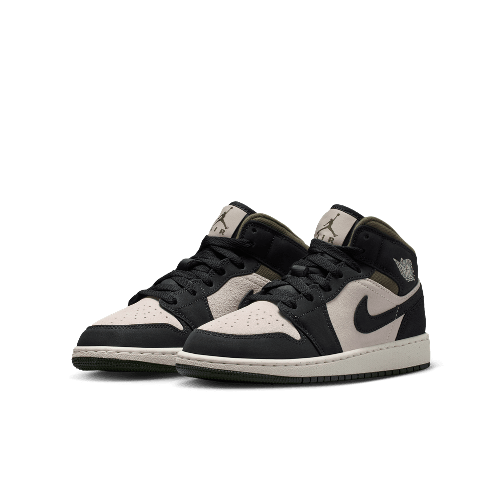 GS Air Jordan 1 Mid SE