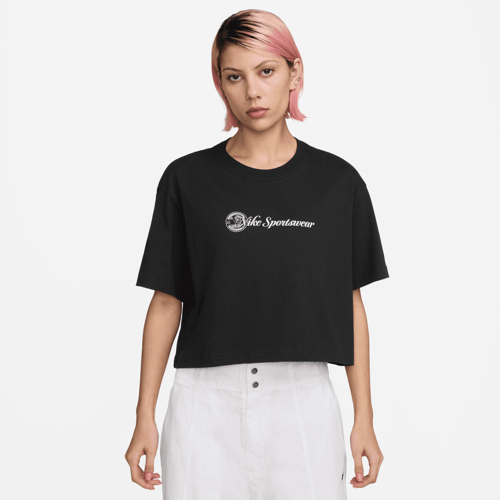 Wmns Nike Sportswear Club Crop Tee