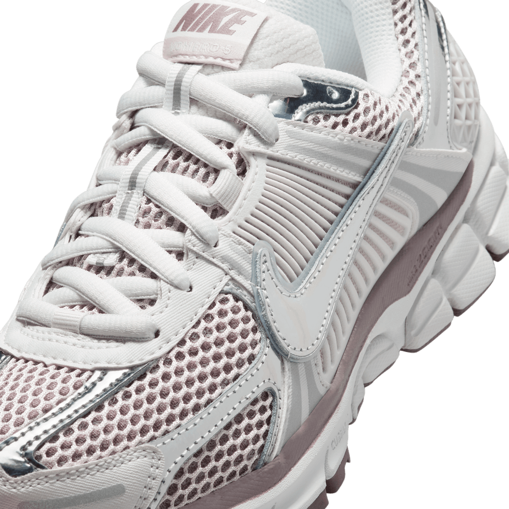 Wmns Nike Zoom Vomero 5