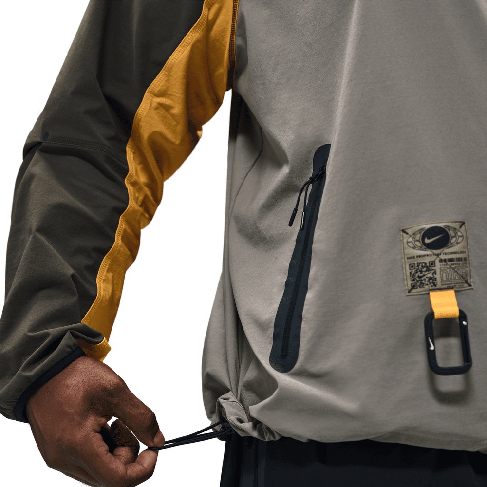 Nike Tech Woven Windrunner FZ Jacket