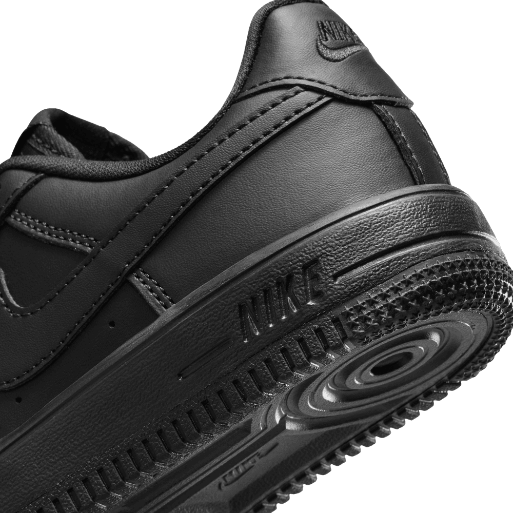 PS Nike Force 1