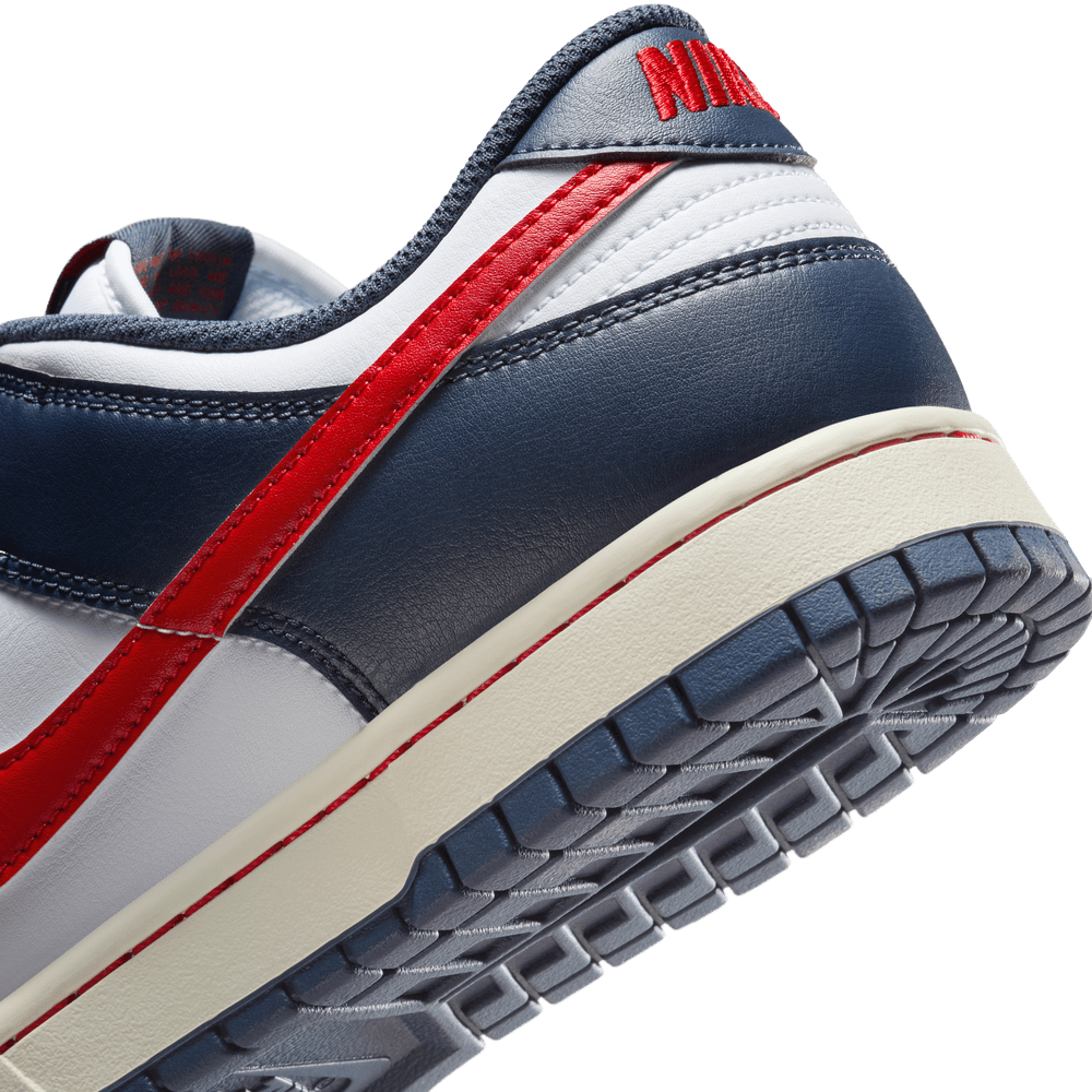 Nike Dunk Low Retro