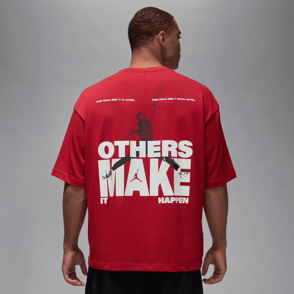 Air Jordan Reissue Oversize CLD Tee'Varsity Red|IM7945-636|Top Fashion Air Jordan Reissue Oversize CLD Tee'Varsity Red|IM7945-636|Top Fashion