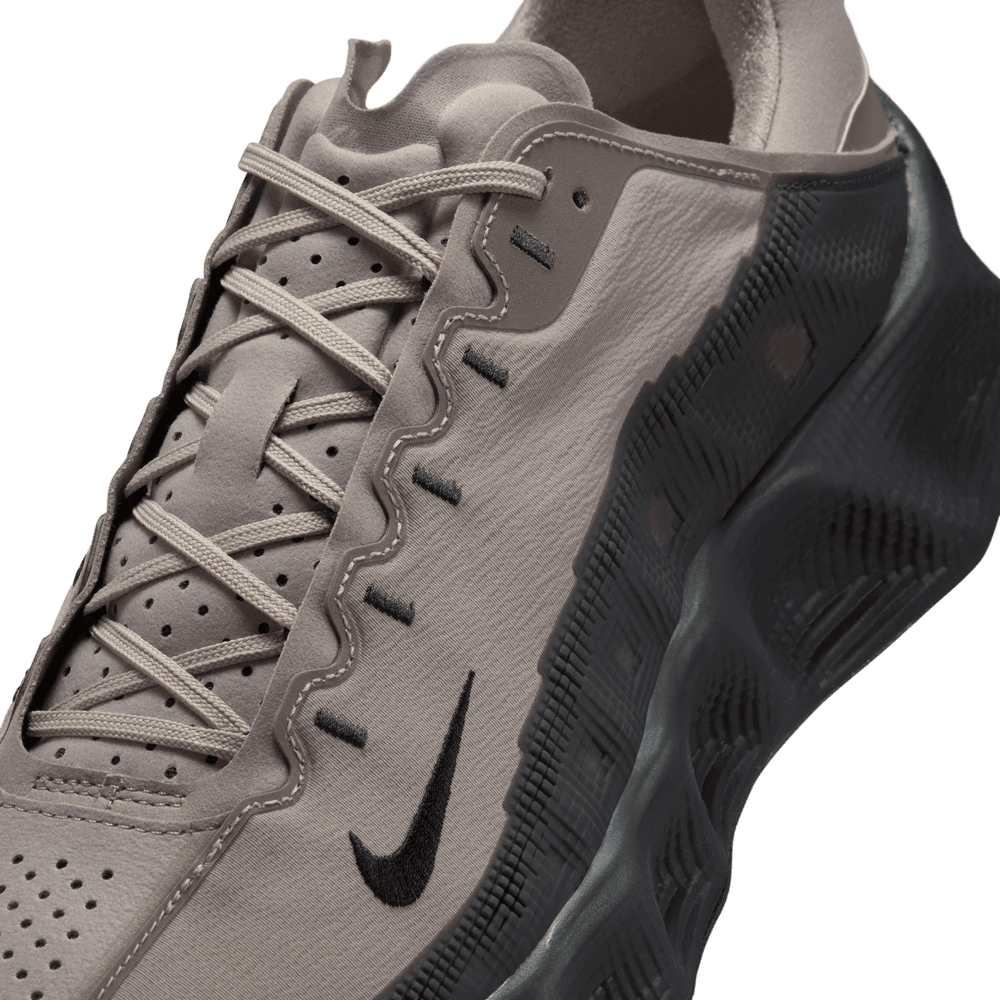 Nike Ava Rover