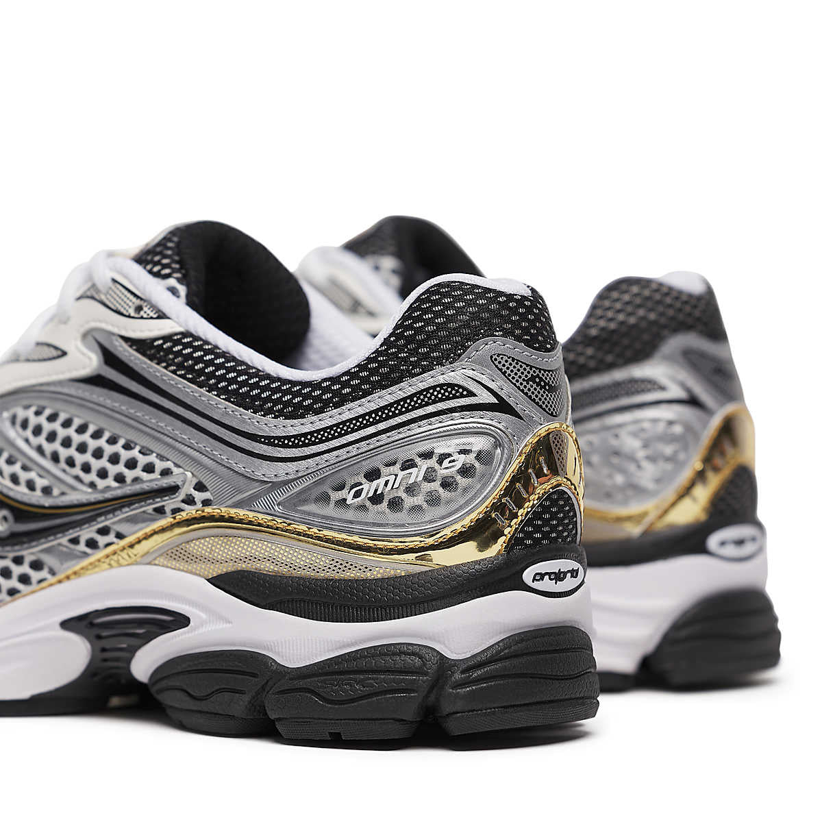 Saucony Progrid Omni 9