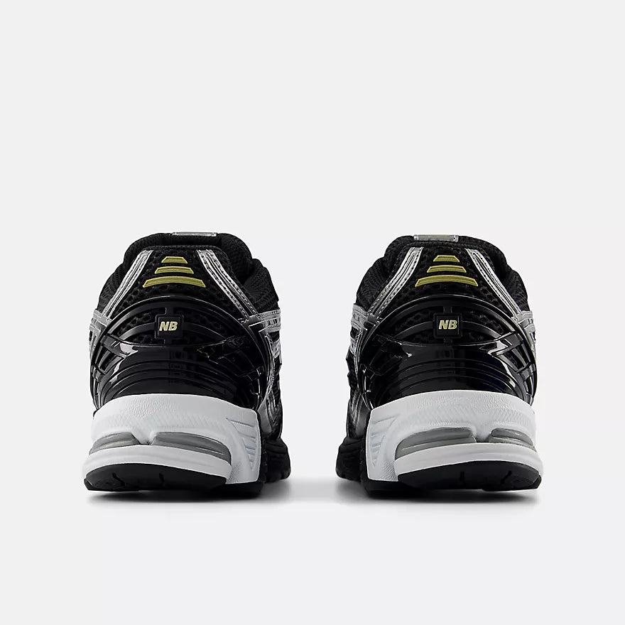 New Balance 1906R