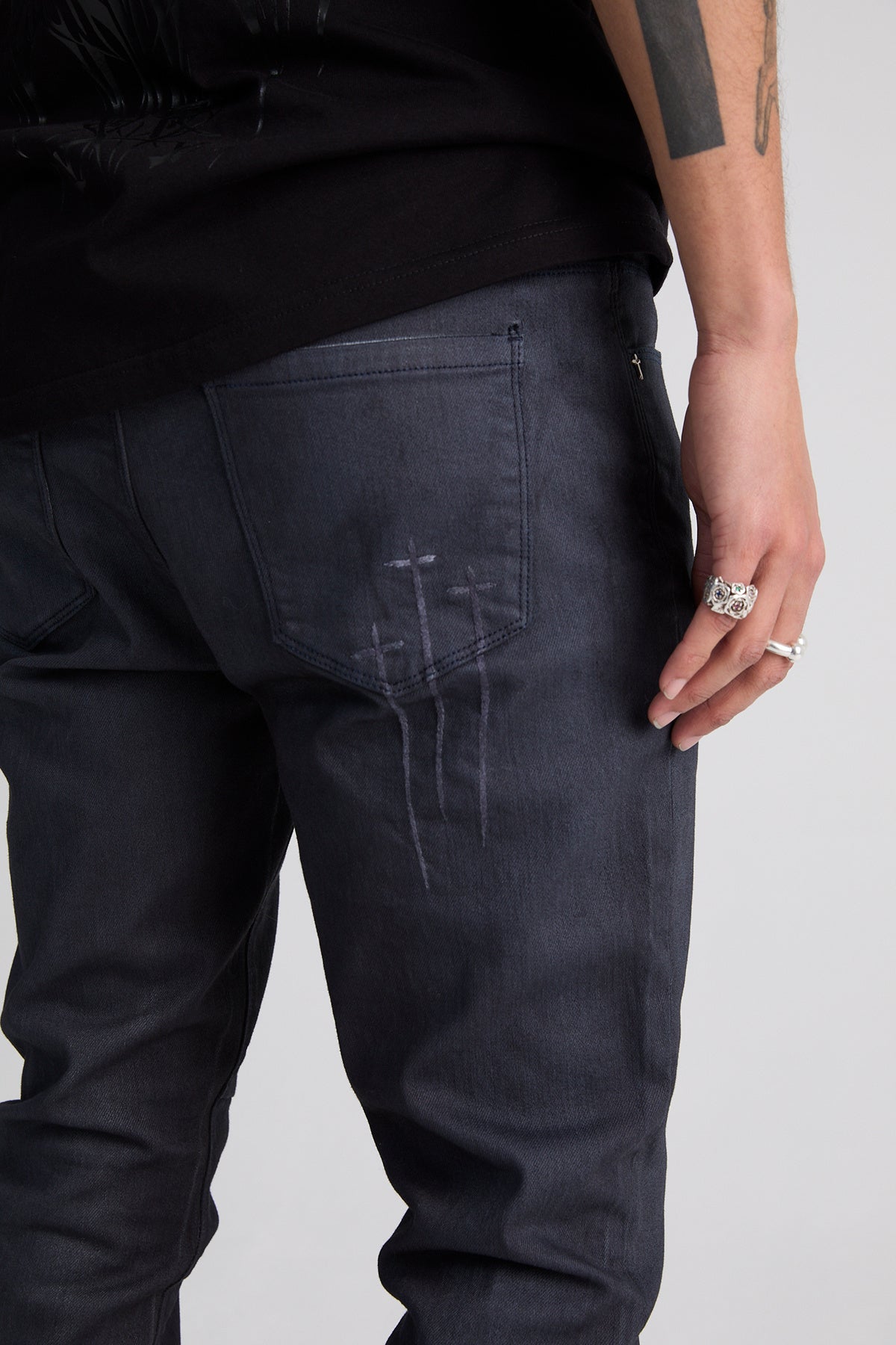 RTA Dusty Navy Triple Cross Bryant Denim