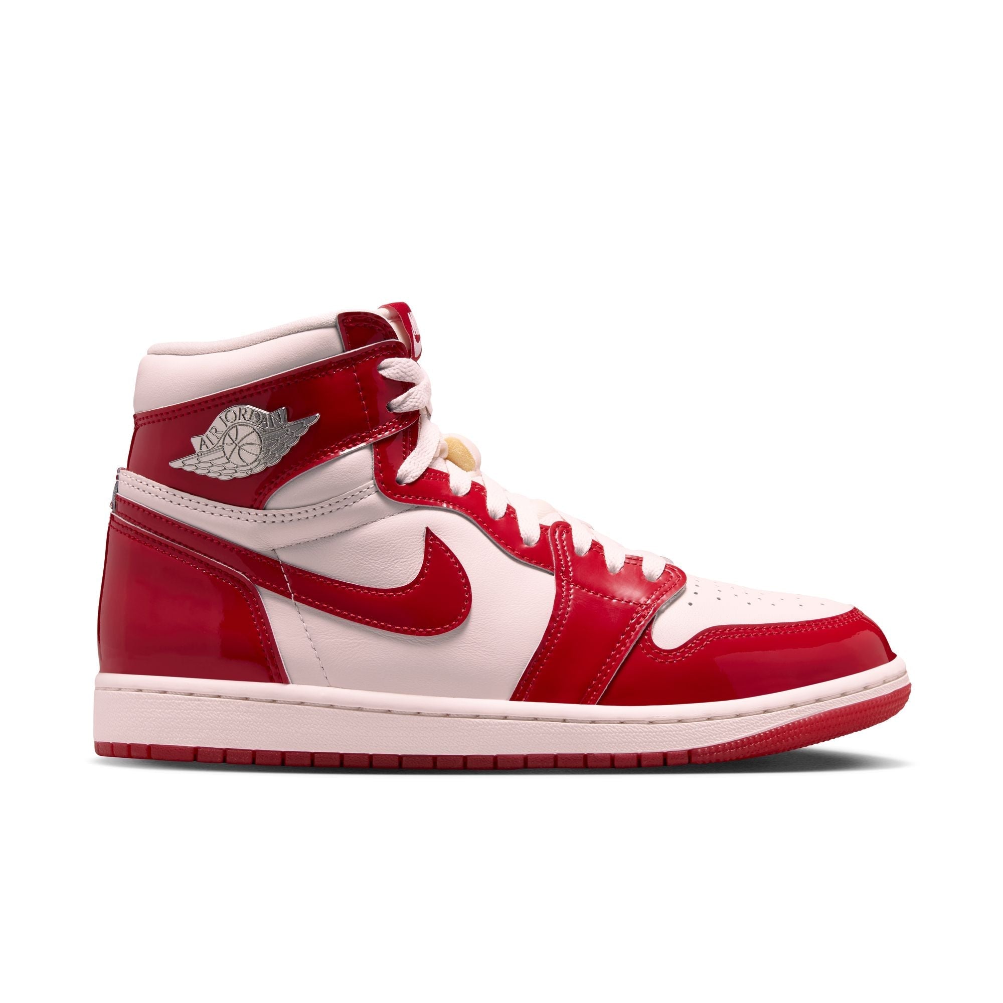 WOMEN'S AIR JORDAN 1 RETRO HIGH OG 'UNIVERSITY RED/METALLIC SILVER' - 09 02 26