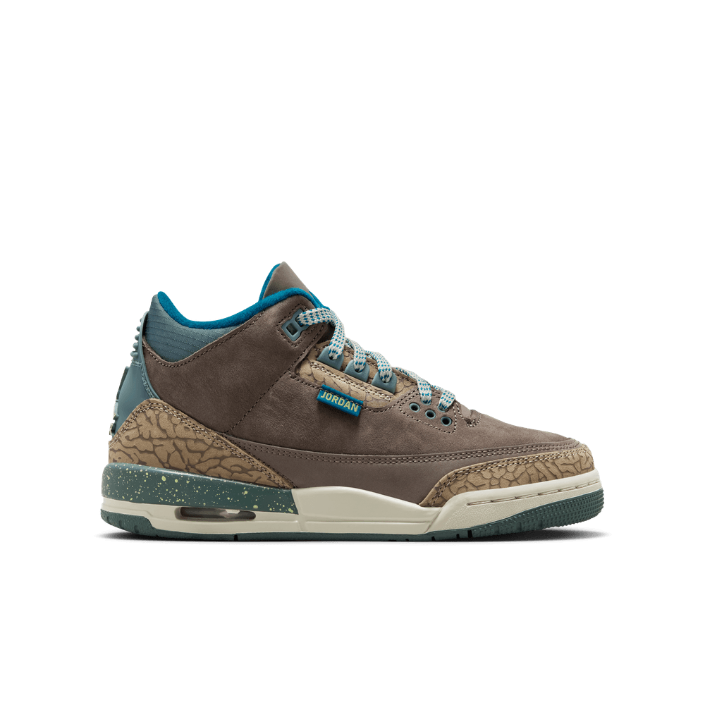 KIDS' AIR JORDAN 3 RETRO 'OUTSIDE' - 03 20 26