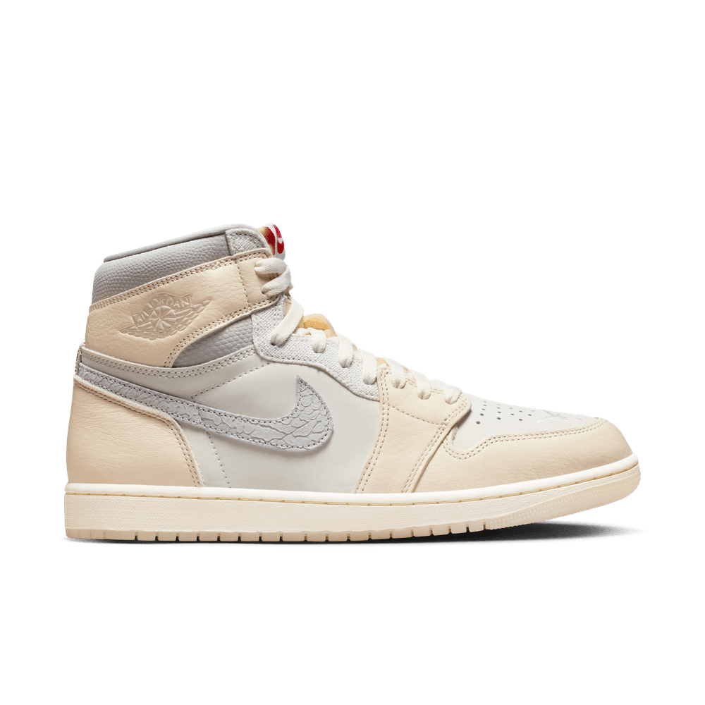 AIR JORDAN 1 RETRO HIGH OG 'SAIL/UNIVERSITY RED' - 12 01 25