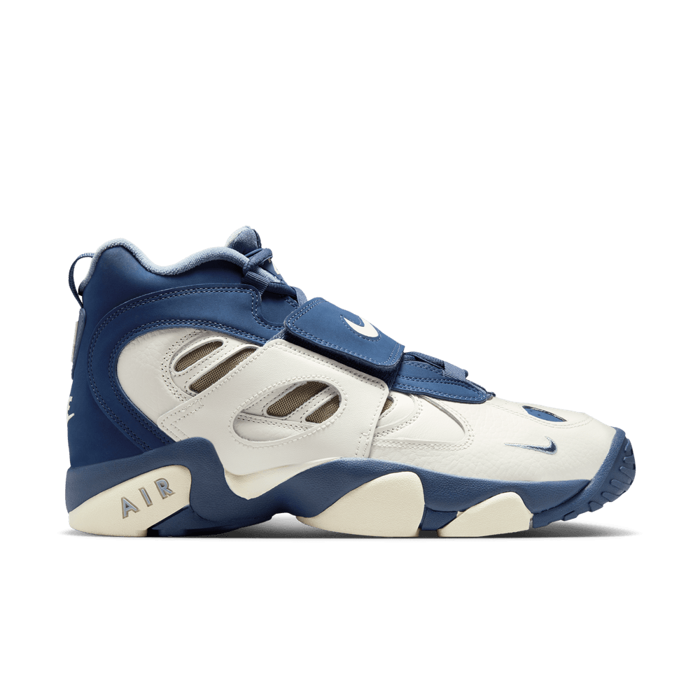 NIKE DIAMOND TURF II 'SAIL/MYSTIC NAVY-BLUE GREY-METALLIC GOLD' - 06 12 26