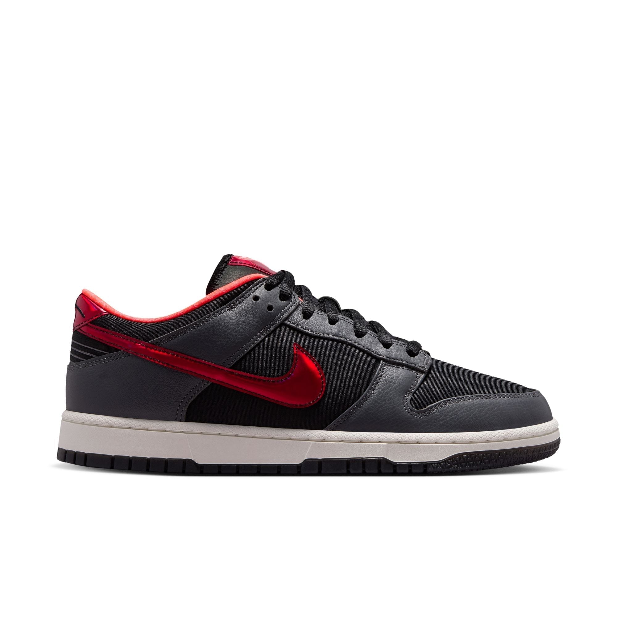 KOBE NIKE DUNK LOW PROTRO 'BLACK/MULTI-COLOR-HOT PUNCH' - 07 24 26