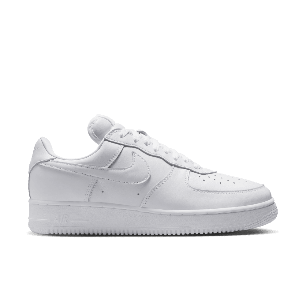 NIKE AIR FORCE 1 '01 'WHITE/WHITE' - 07 01 26