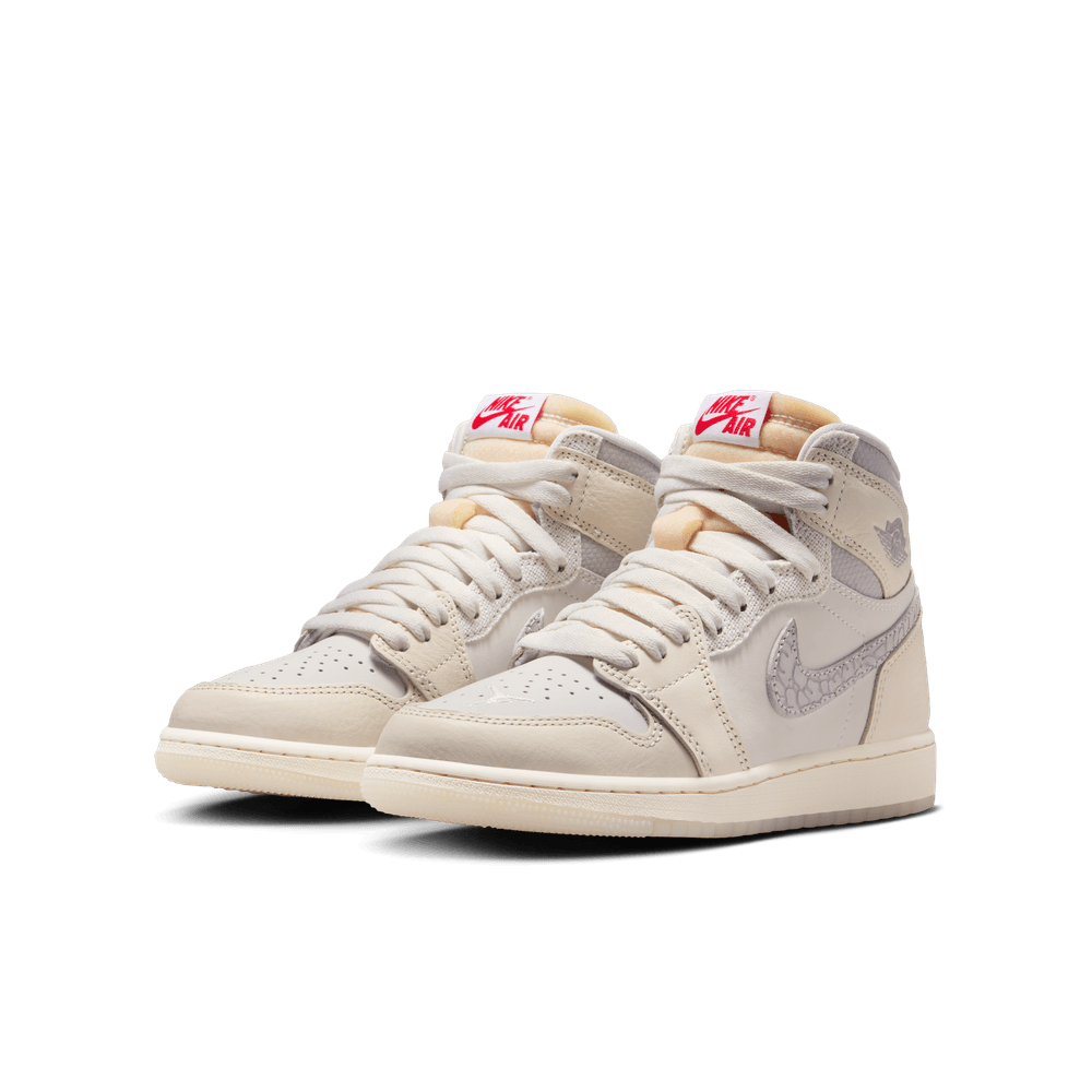 Air Jordan 1 Retro High OG 'Sail/University Red'