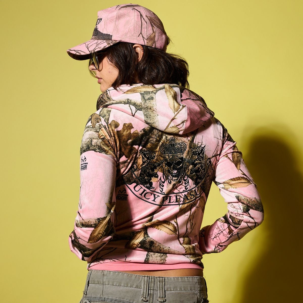 Wmns Pleasures x Juicy Couture RELTR VEL HOD 'PNK EDG|P25JC003