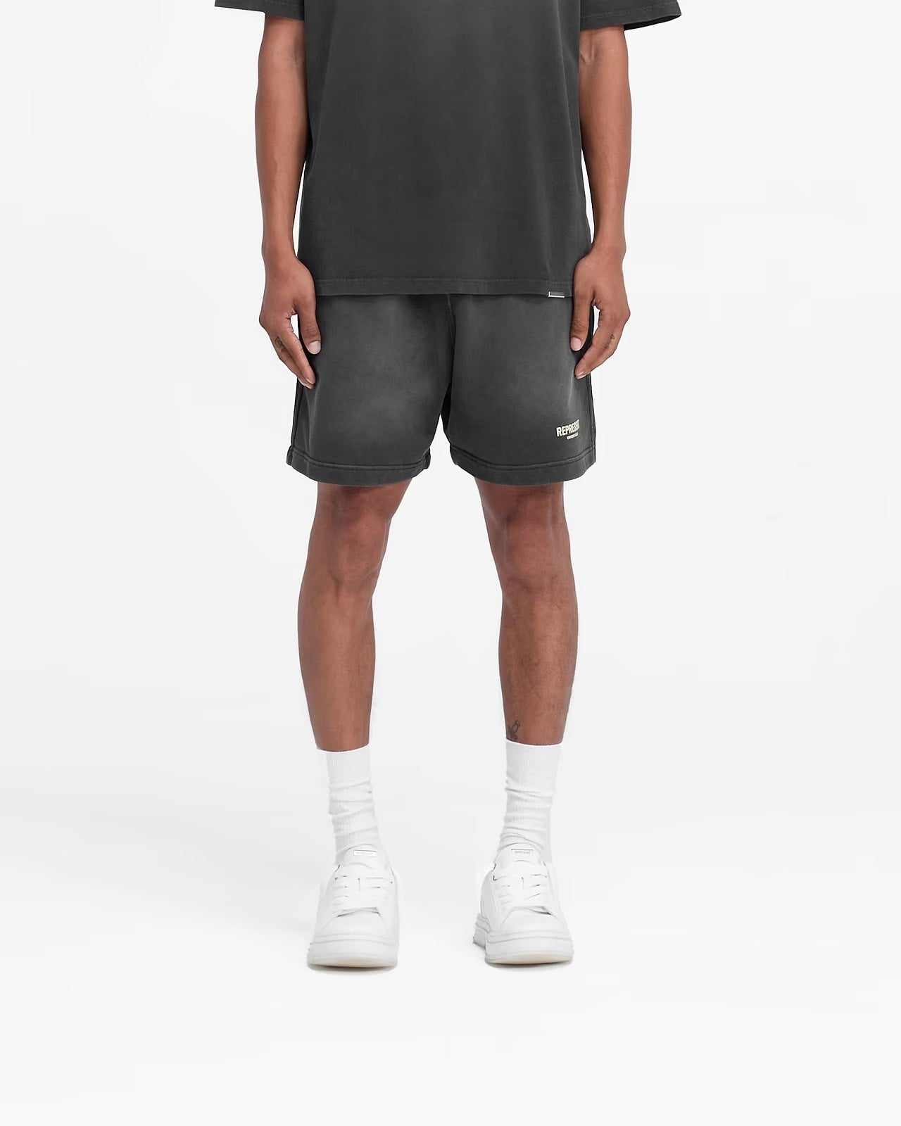 Represent Owners Club Short