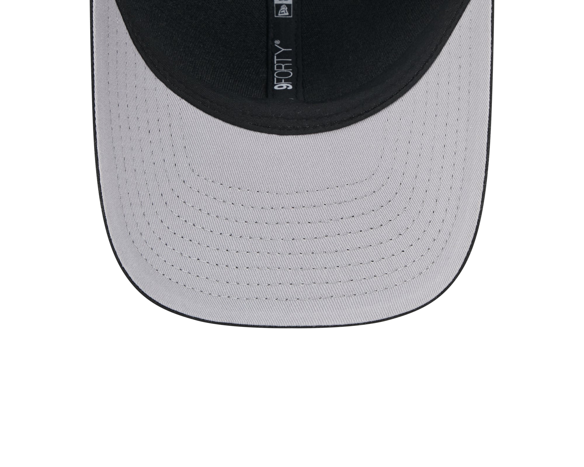 New Era 940 M Crown Chicago Cubs Faux Wool Snapback Hat