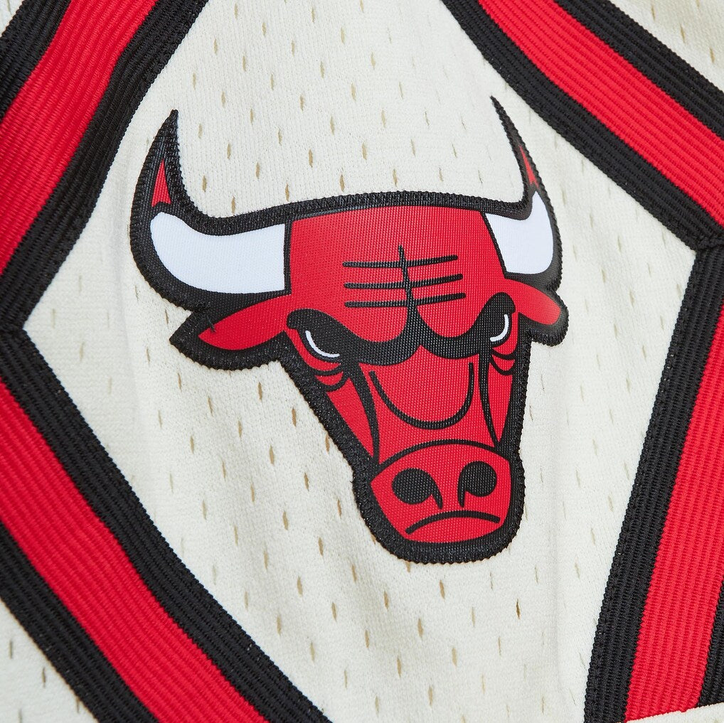 M&amp;N Chicago Bulls '97 NBA Cream Swingman Short
