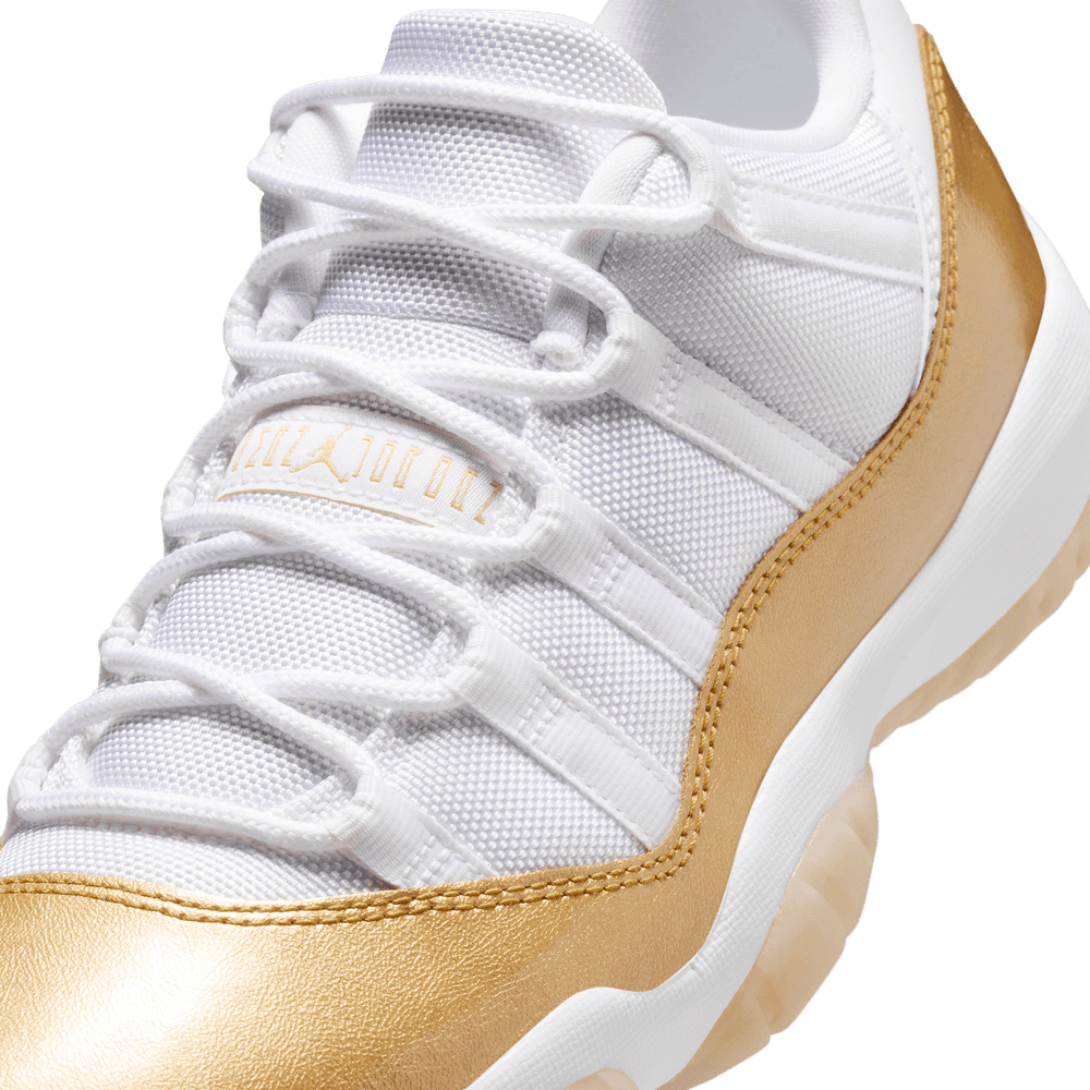 Wmns Air Jordan 11 Retro Low